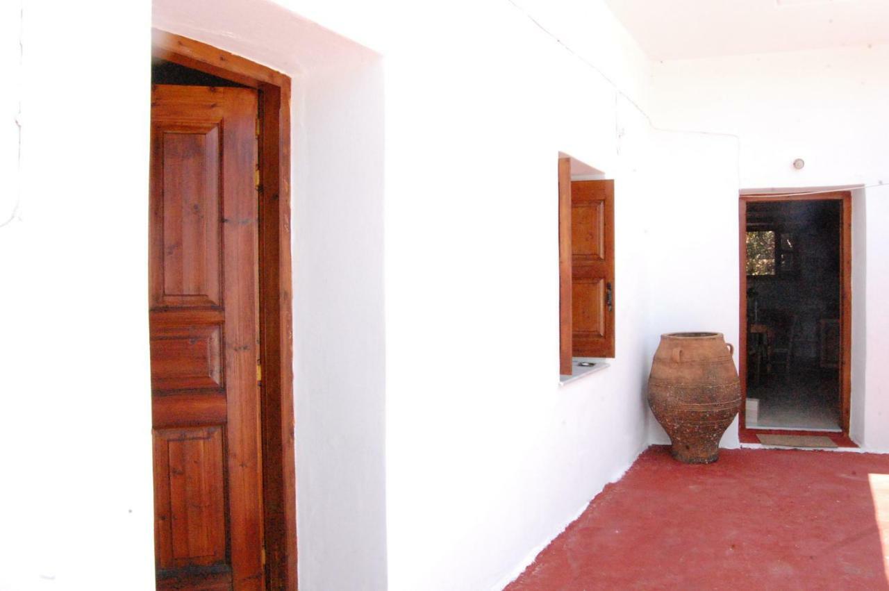 Old Winery House Villa Колимвари Екстериор снимка