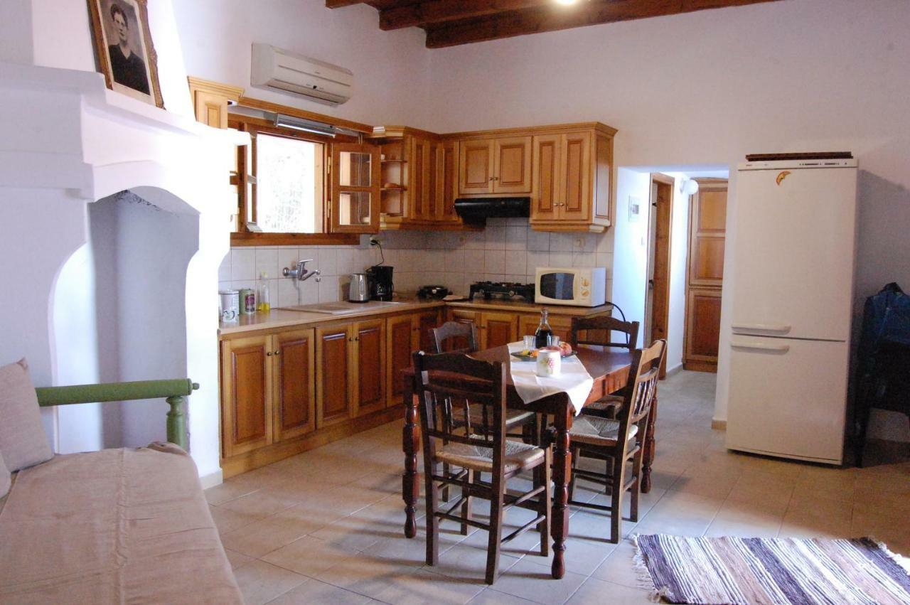Old Winery House Villa Колимвари Екстериор снимка