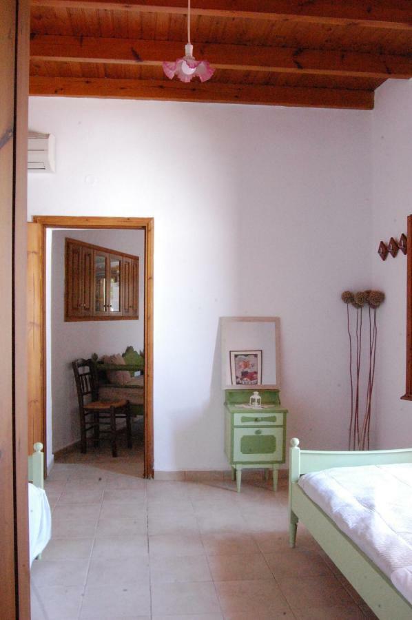Old Winery House Villa Колимвари Екстериор снимка