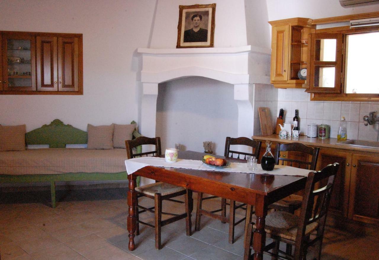 Old Winery House Villa Колимвари Екстериор снимка